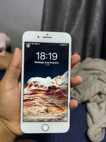 iPhone 7 Plus(leia a legenda)