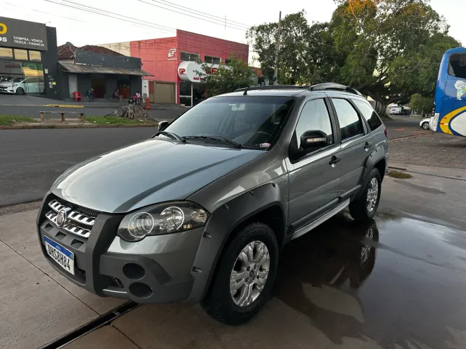 Fiat Palio Week.adv.lock.dualogic 1.8 Flex 2010