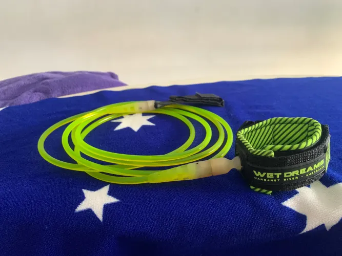 LEASH WET DREAMS 5mm OPORTUNIDADE!