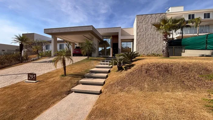 Belíssima Casa para Locação R$22.000,00 no Condomínio Boulevard | Lagoa Santa