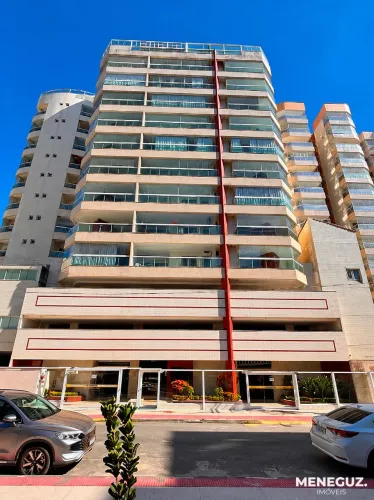Apartamento 3 quartos, para locação anual na Praia do Morro, na quadra do mar