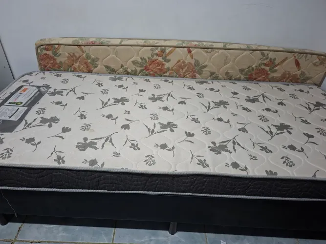 Cama de solteiro + colchão Ortobom