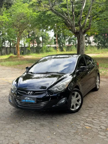 Hyundai Elantra GLS 1.8 16V Aut. 2013