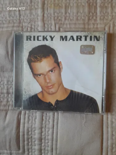CD Ricky Martin, La Vida Loca, 1999, com Capa/Encarte, ótimo estado.