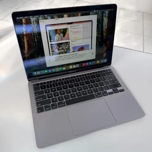 MacBook Air Retina 13 2020 i3 8GB SSD 256GB Space Gray