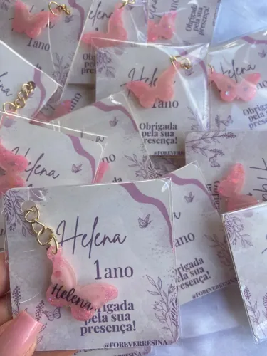 Lembrancinhas de aniversário personalizadas chaveiros borboleta de resina