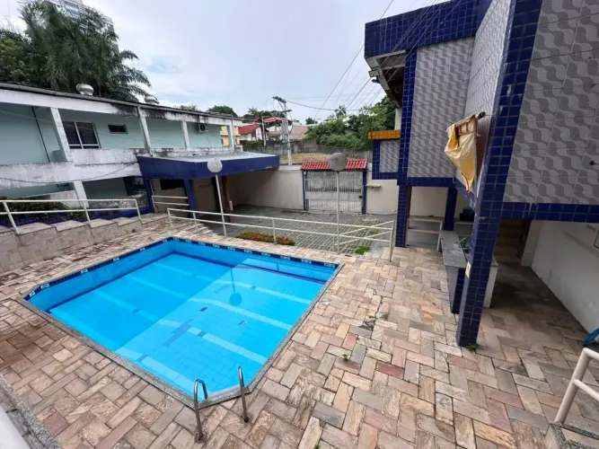 Conjunto Kissia apto em condominio. , 2 quartos sendo 1 suíte, piscina, 1 vag