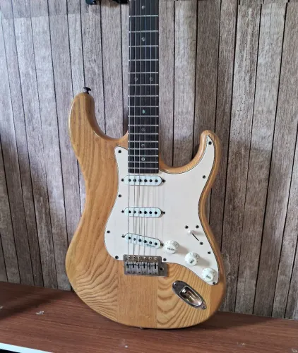 Vendo guitarra tagima T735 ASH Gold 