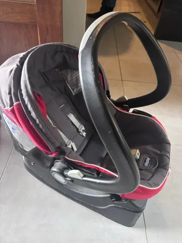 Bebê Conforto Chicco com Base para Carro