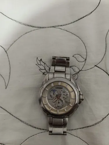 Vendo relógio citzen eco drive analógico prateado 