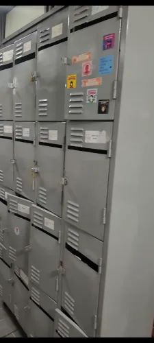 Armário aço vestiário 16 portas
