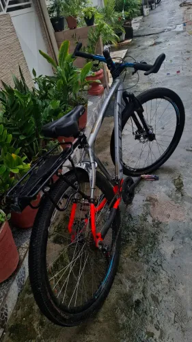 Vendo aro 29 nova, 2 pnel levaria, raio inox, Guido camaleão,canote carrinho com document.