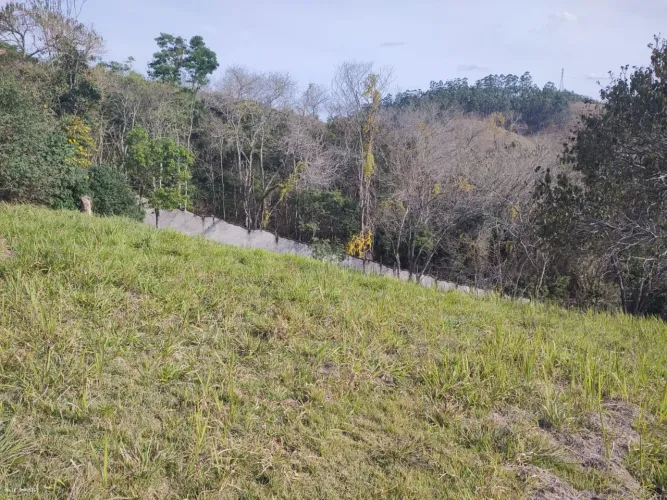 Terreno para Venda em Jambeiro