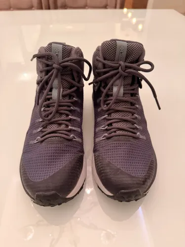 Bota Columbia Redmond V2 Mid Waterproof - praticamente nova