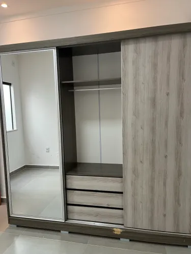 Guarda roupa