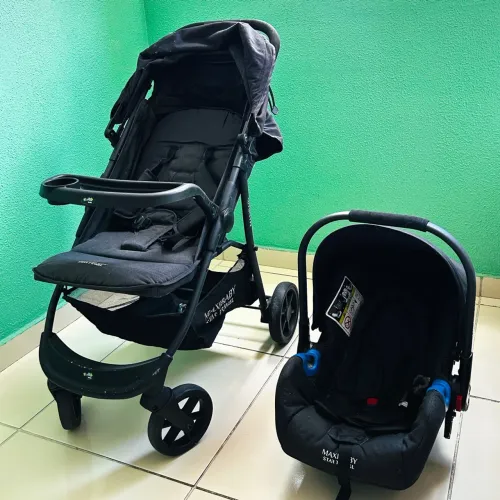 Carrinho + Bebê Conforto