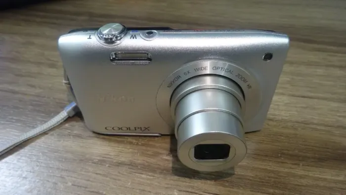 CYBERSHOT NIKON COOLPIX S3300 16MP