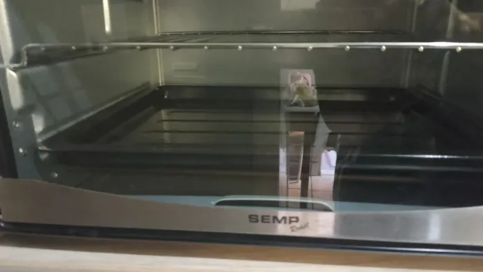 Forno elétrico semi novo semp 500 litros