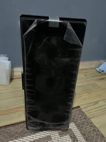 Gabinete gamer pouter 3 ARGB 5 ventoinhas AIGO PRO 