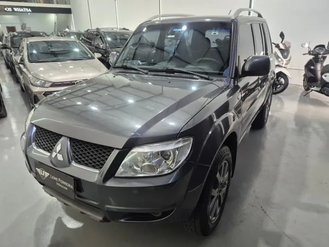 Mitsubishi Pajero TR4 2.0 Flex 16V 4X2 Mec. 2013
