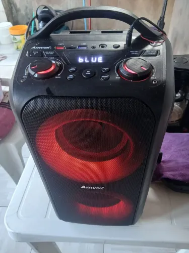 Caixa Amvox Portátil 600w