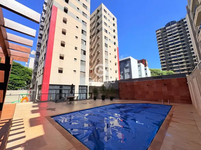 Apartamento à Venda no Zona 07 em Maringá