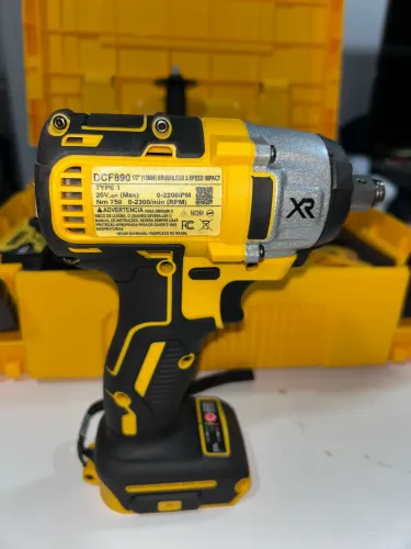 VENDO KIT DEWALT PROFISSIONAL NOVO NA CAIXA