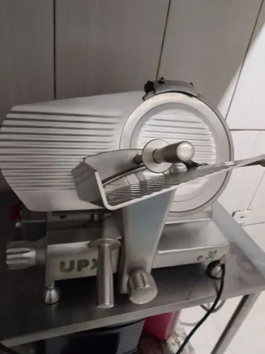 Cortador de frios