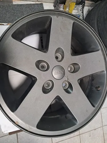 Rodas aro 17 Jeep Whangler grafite fosca 5x127 semi novas
