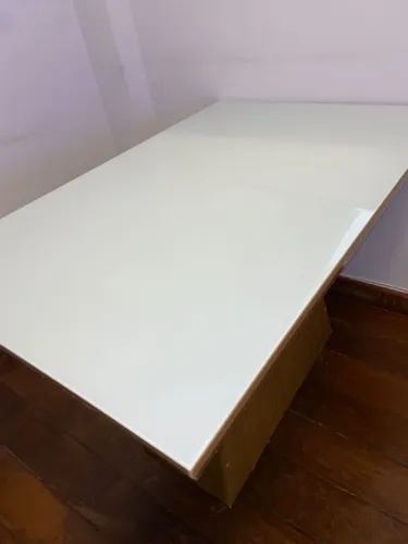 Mesa de Jantar Moderna com Tampo de Vidro - 120cm x 80cm