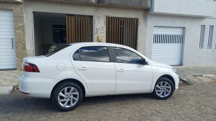 Volkswagen Voyage 1.6 MSI Flex 8V 4P 2022