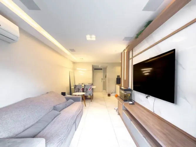 Imóvel para venda possui 84 metros quadrados com 3 quartos em Icaraí - Niterói - RJ