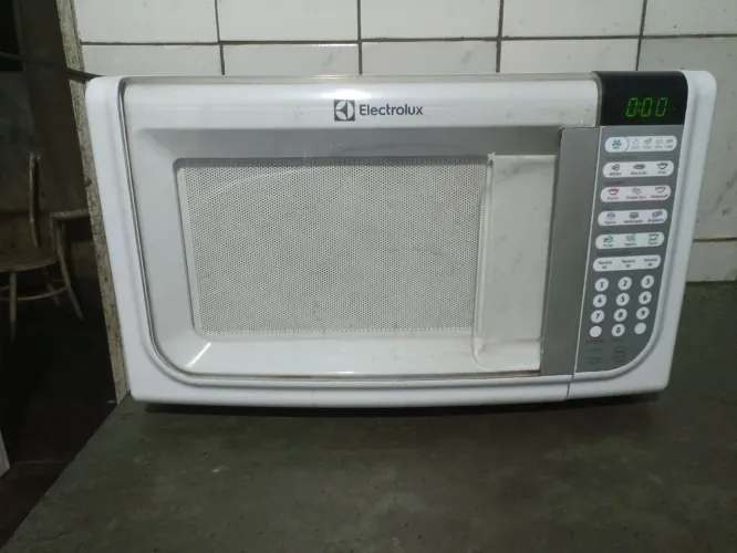 Microondas Electrolux 31 litros 