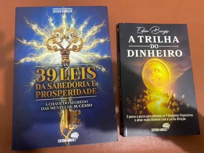 LIVROS: 39 leis da riqueza e prosperidade + A trilha do dinheiro 