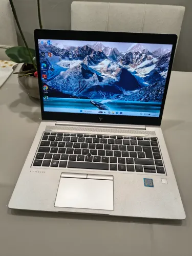 Notebook HP Core i5 8ram SSD256NV Windows 11 Office Antivírus