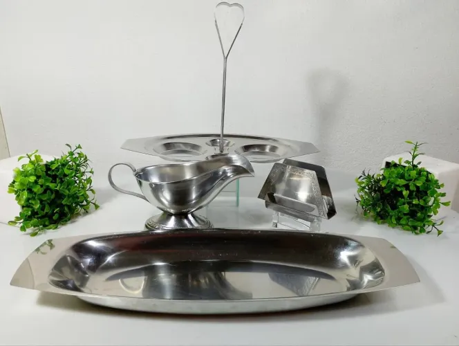 Kit com 5 ítens em inox para servir.