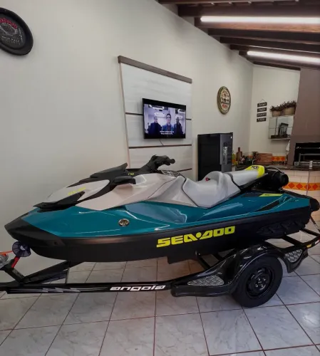 Jet Ski Sea Doo GTI 170 SE único dono 2024 Estado de Zero
