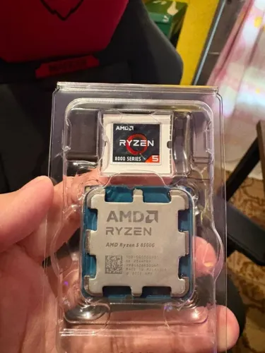AMD Ryzen 5 8500G AM5 - Apenas 1 mês e meio de uso | Na garantia