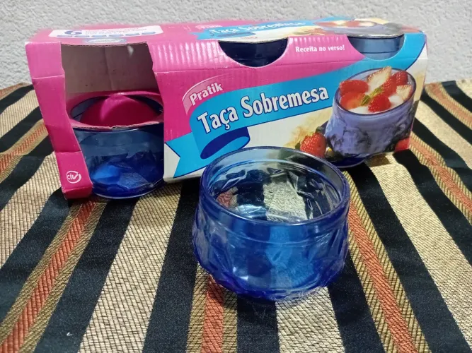 Taças para sobremesas.