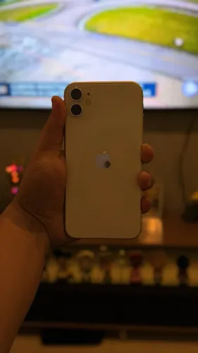 iPhone 11