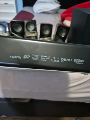 Home Theater Philips com 5 caixas, sub e amplificador