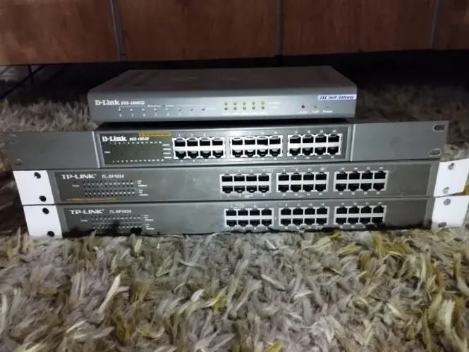SWITCHS TP-LIK E D-LINK