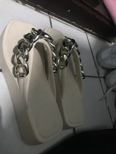 Sandália nunca usada número 38-39