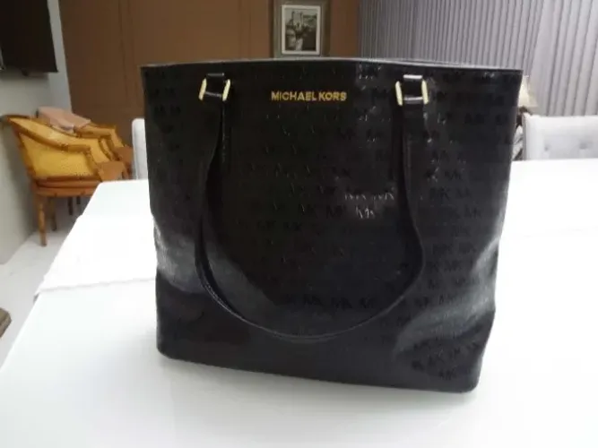 Bolsa Michael Kors Original cor Preta - Nova - Trazida Dos EUA