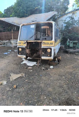 Sucata de ônibus