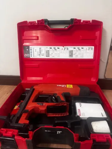 Vendo Pinadora Hilti BX 3