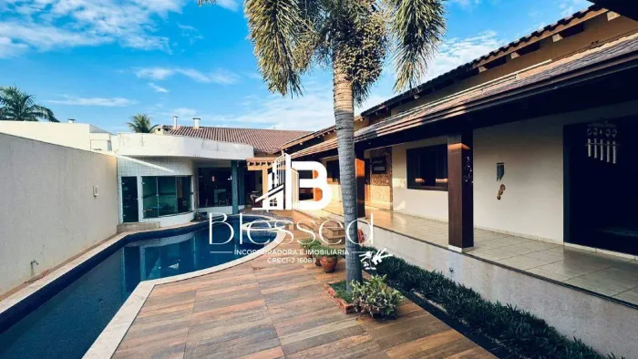 Casa residencial à venda no Jardim Floriza, em Tangará da Serra 3 suítes e piscina