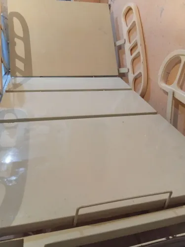 Cama hospitalar eletrica