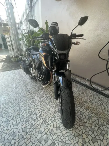 YAMAHA Fazer FZ25 2024