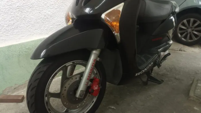VENDO HONDA LEAD IMPECÁVEL 